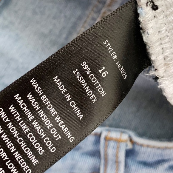 NWT Fashion Nova Going Bad High Rise Ripped Distressed Denim Shorts - Picture 9 of 9